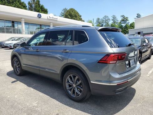 Certified 2023 Volkswagen Tiguan SE FWD image 6