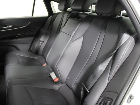 Used 2023 Toyota Mirai w/ Advanced Technology Package RWD image 26