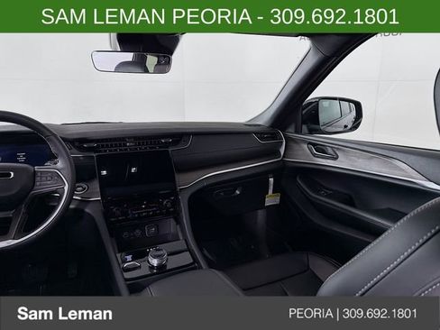 New 2025 Jeep Grand Cherokee L Limited image 25