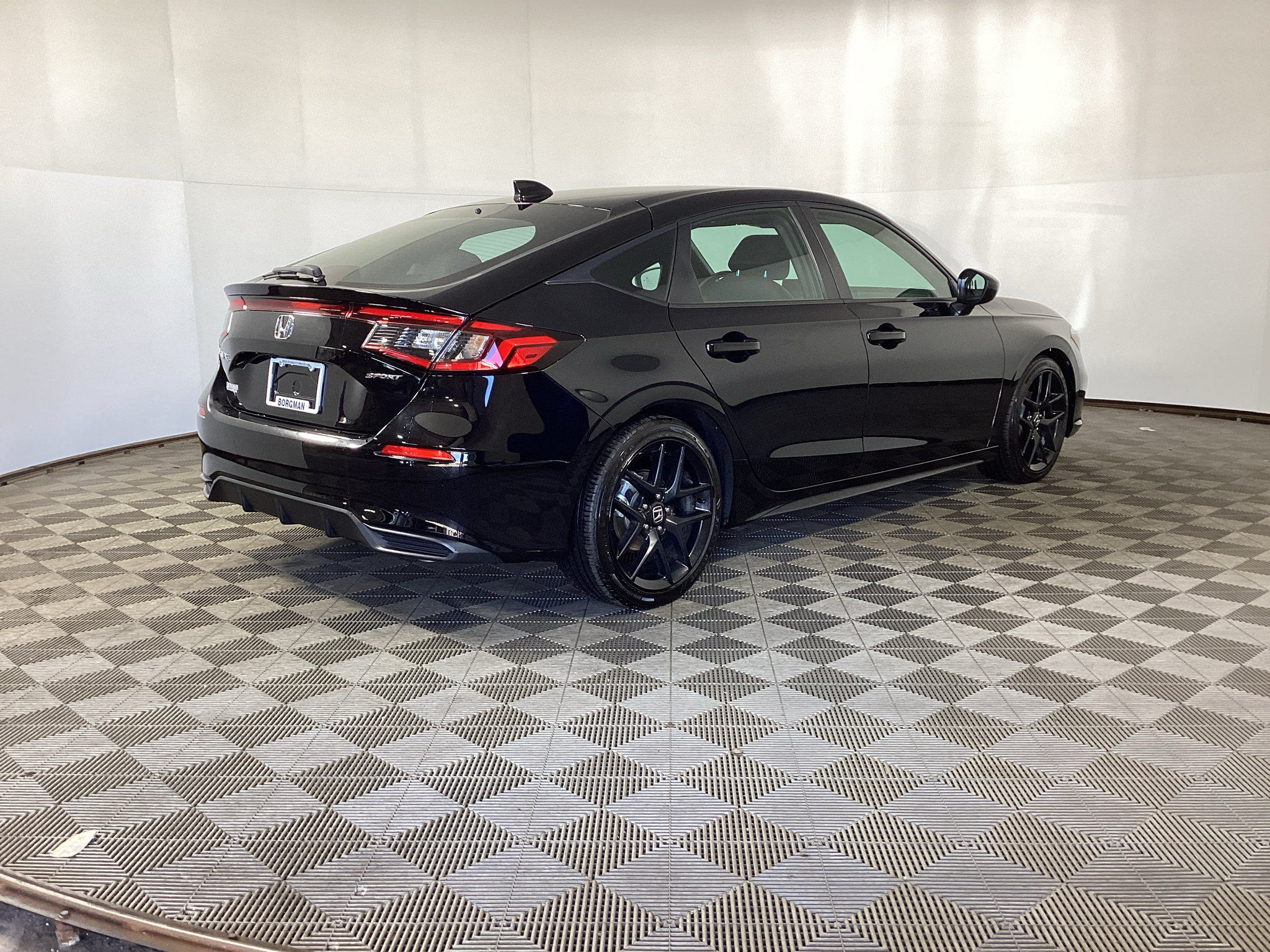 Used 2025 Honda Civic Sport image 2