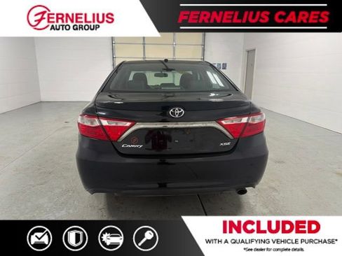Used 2017 Toyota Camry XSE w/ Moonroof Package FWD image 7