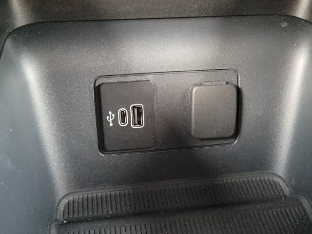 Used 2026 Ford Explorer Active RWD image 26