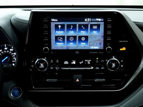 Certified 2021 Toyota Highlander Limited image 21