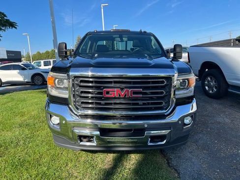 Used 2015 GMC Sierra 3500 SLT AWD/4WD image 2