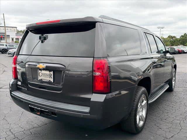 Used 2017 Chevrolet Suburban LT w/ Luxury Package AWD/4WD image 3