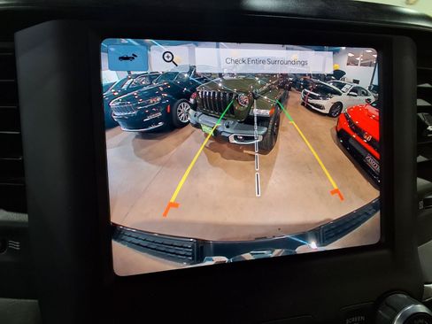 Used 2022 RAM 1500 Big Horn AWD/4WD image 19