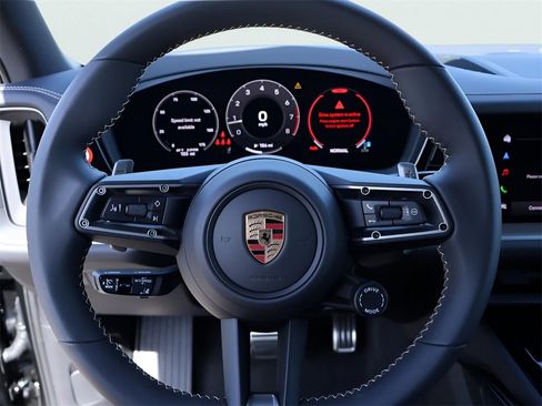 New 2025 Porsche Cayenne image 27