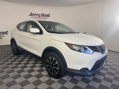 Used 2019 Nissan Rogue Sport S FWD image 6