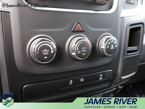 Used 2024 RAM 1500 Classic Warlock AWD/4WD image 35