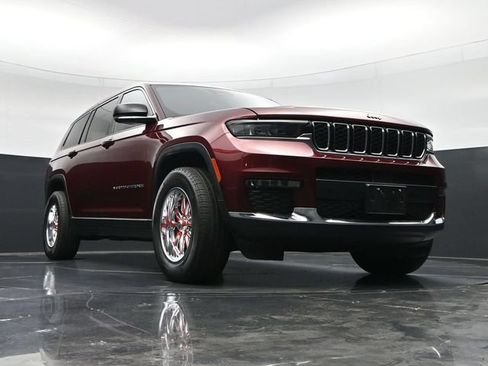 Used 2021 Jeep Grand Cherokee L Limited AWD/4WD image 40