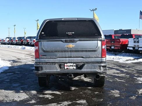 Used 2024 Chevrolet Silverado 3500 High Country w/ High Country Premium Package image 5