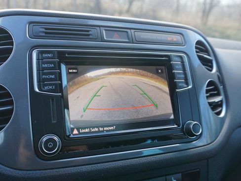 Used 2017 Volkswagen Tiguan Wolfsburg Edition image 16