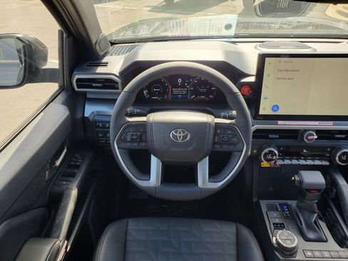 New 2026 Toyota Tacoma TRD Off-Road AWD/4WD image 13