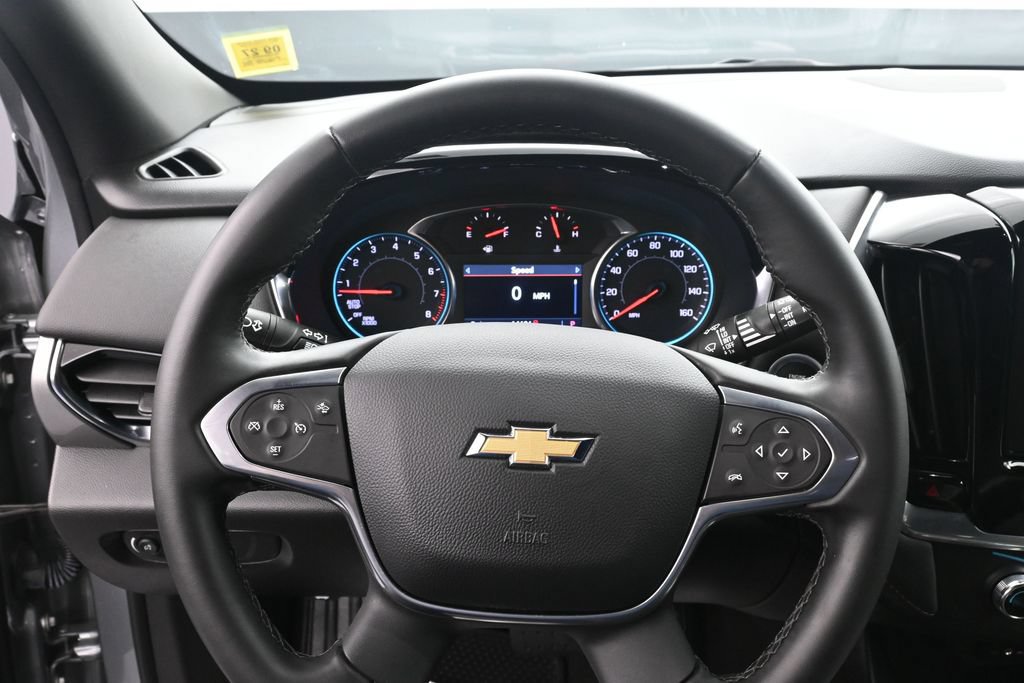 Used 2023 Chevrolet Traverse LT AWD/4WD image 9