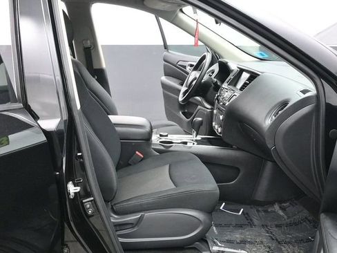 Used 2018 Nissan Pathfinder S image 10