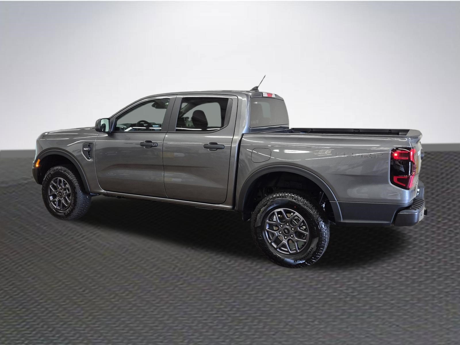 New 2026 Ford Ranger XLT w/ Trailer Tow Package RWD image 4