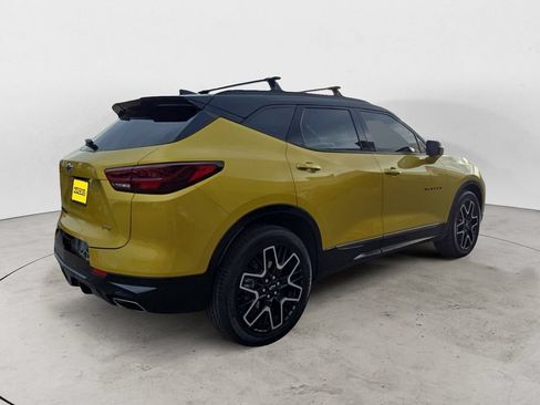 Certified 2023 Chevrolet Blazer RS w/ Driver Confidence II Package AWD/4WD image 5