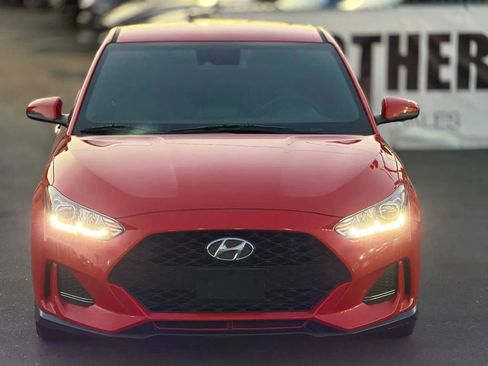 Used 2019 Hyundai Veloster Turbo R-Spec image 4