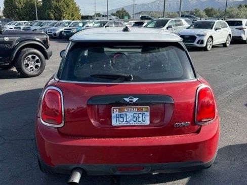 Used 2017 MINI Cooper 2-Door Hardtop FWD image 3