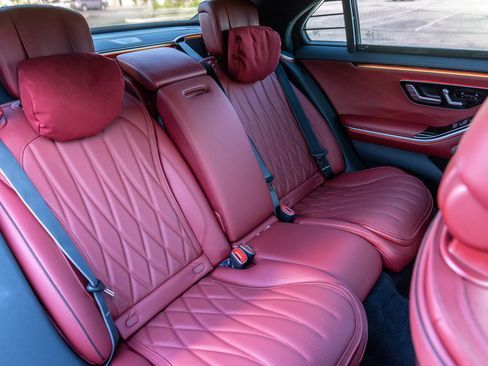 Used 2024 Mercedes-Benz S 63 AMG S image 27