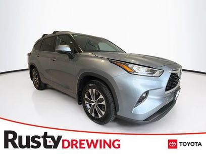 Certified 2020 Toyota Highlander XLE w/ Protection Package #3