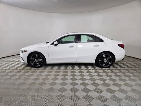 Used 2022 Mercedes-Benz A 220 4MATIC image 6