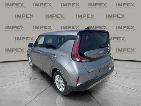 Used 2024 Kia Soul LX w/ Option Group 015 image 3