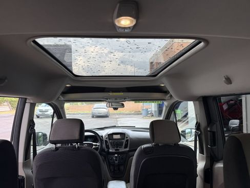 Used 2016 Ford Transit Connect XLT FWD image 21