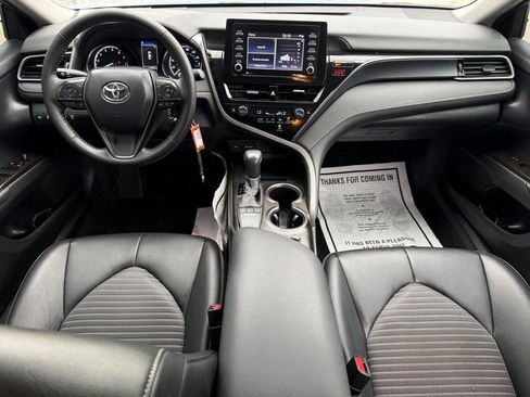 Used 2024 Toyota Camry SE FWD image 13