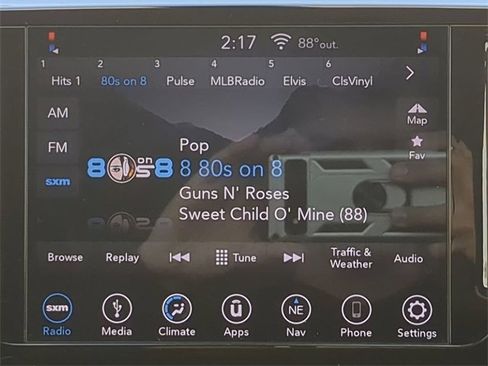 Used 2018 Chrysler Pacifica Touring w/ Tire & Wheel Group image 21