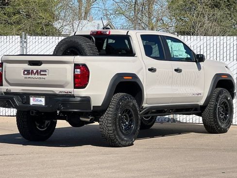 New 2026 GMC Canyon AT4X w/ AT4X AEV Edition AWD/4WD image 4