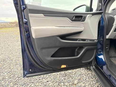 Certified 2023 Honda Odyssey EX-L image 16