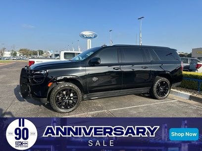 Used 2023 Chevrolet Suburban RST w/ Luxury Package