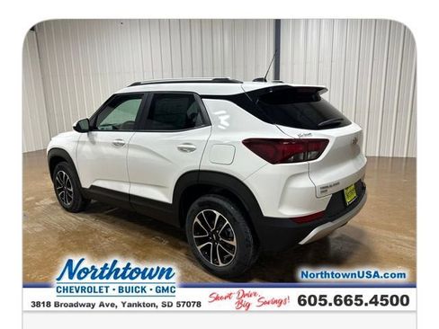 New 2026 Chevrolet TrailBlazer LT image 3