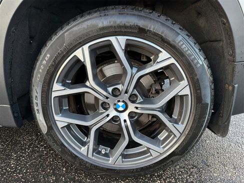 Certified 2021 BMW X1 xDrive28i w/ Convenience Package image 16