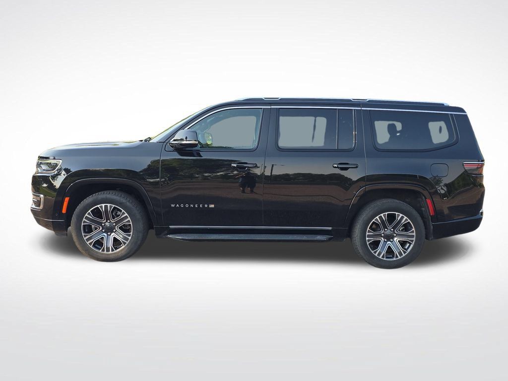 Used 2024 Jeep Wagoneer Series II AWD/4WD image 2