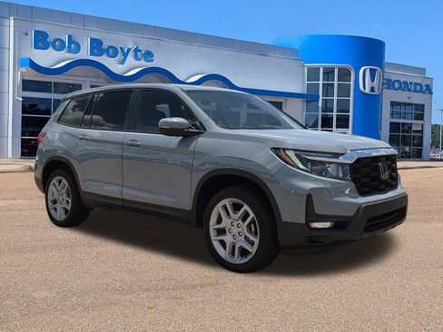 Certified 2024 Honda Passport EX-L image 3