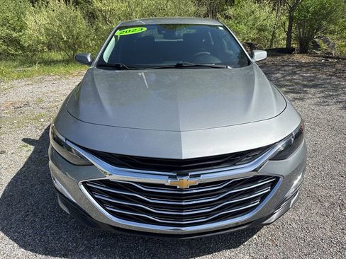 Used 2023 Chevrolet Malibu LS w/ Driver Confidence Package FWD image 2