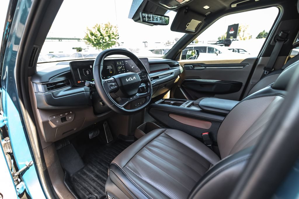 Used 2024 Kia EV9 GT-Line AWD/4WD image 19