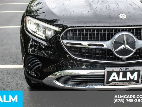 Used 2023 Mercedes-Benz GLC 300 image 11