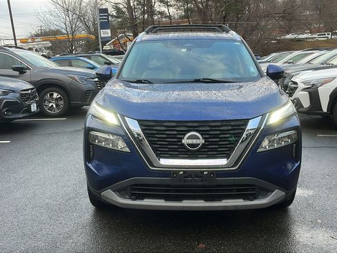 Used 2023 Nissan Rogue SV w/ SV Premium Package image 4