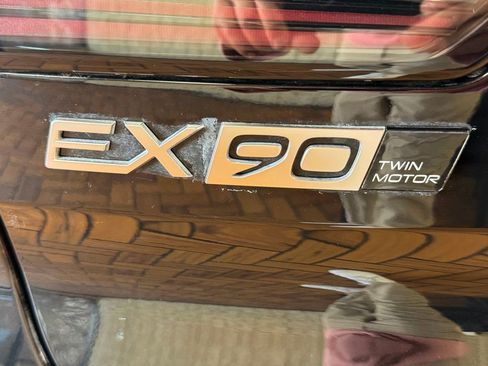 Used 2025 Volvo EX90 Plus image 35