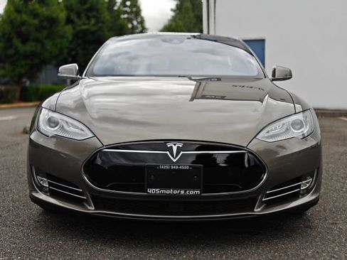 Used 2015 Tesla Model S P90D AWD/4WD image 4