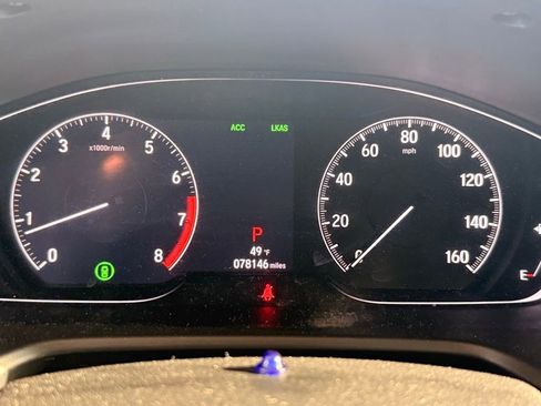 Used 2018 Honda Accord Touring image 13