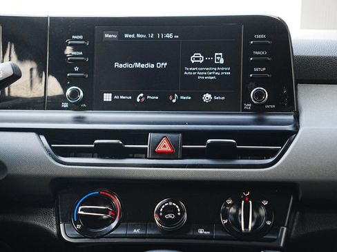 Used 2024 Kia Seltos LX image 17