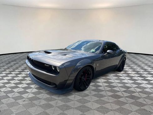 Used 2020 Dodge Challenger R/T Scat Pack RWD image 3