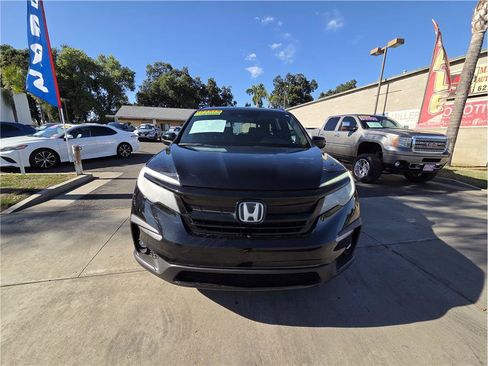 Used 2022 Honda Pilot Sport image 2