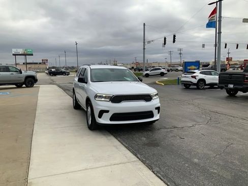 Used 2024 Dodge Durango SXT image 4