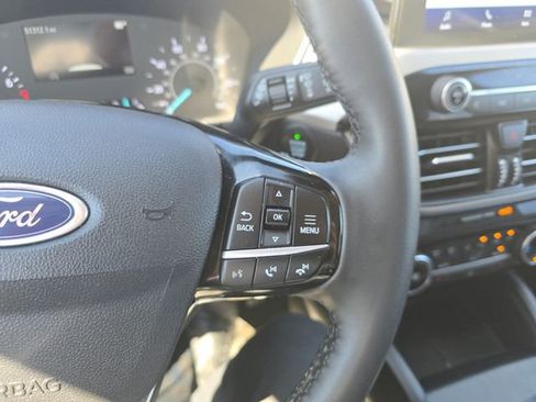 Used 2022 Ford Escape SE w/ Cold Weather Package AWD/4WD image 19