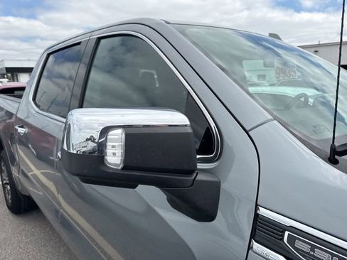 Used 2025 GMC Sierra 1500 SLT AWD/4WD image 9